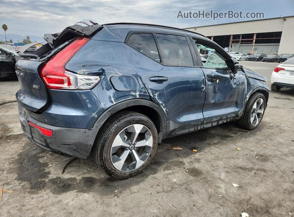 YV4L12UC3T2805460 2026 VOLVO XC40 Blue 