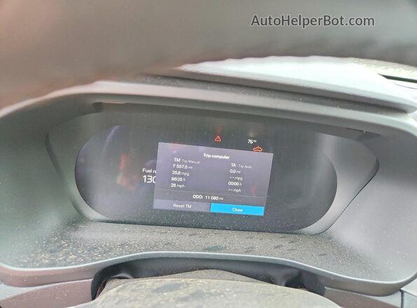 YV4L12UC4S2472023 2025 VOLVO XC40 White Instrument cluster view