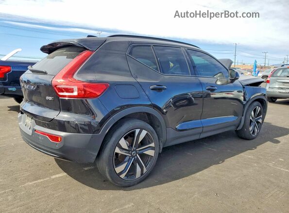 YV4L12UL4R2361076 2024 VOLVO XC40 Black Задня права чверть