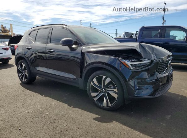 YV4L12UL4R2361076 2024 VOLVO XC40 Black Передня права чверть