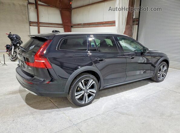 YV4L12WK3S2147772 2025 VOLVO V60 Черный Задняя правая четверть