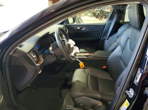 YV4L12WK3S2147772 2025 VOLVO V60 Черный Вид салона спереди