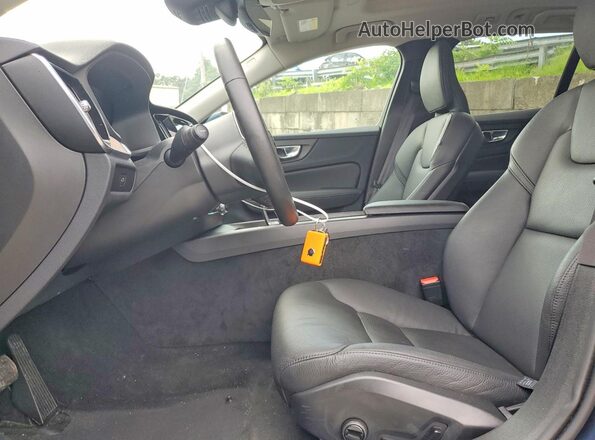 YV4L12WKXS2147977 2025 VOLVO V60 Синий Вид салона спереди