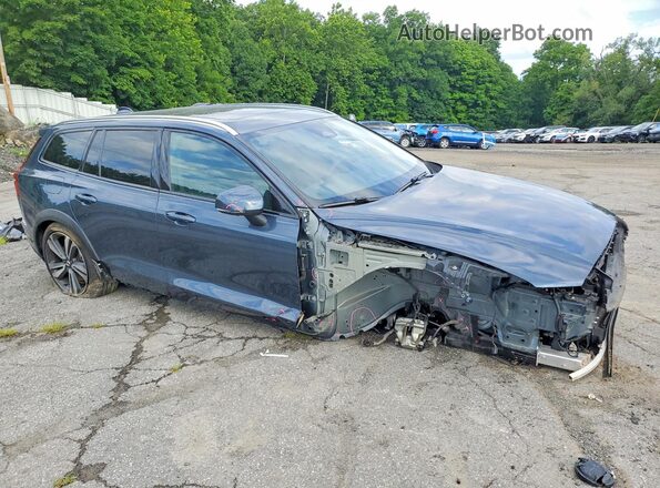 YV4L12WKXS2147977 2025 VOLVO V60 Синий Передняя правая четверть