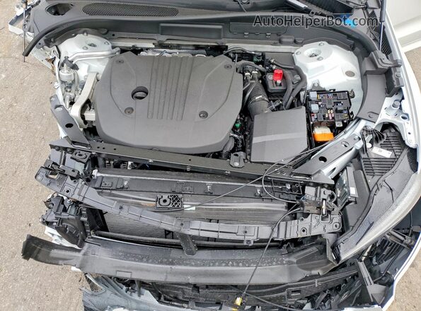 YV4M12RC8T1492294 2026 VOLVO XC60 White ძრავის განყოფილების ხედი