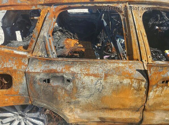 YV4M12RCXT1468191 2026 VOLVO XC60 Burn უკანა სალონის ხედი