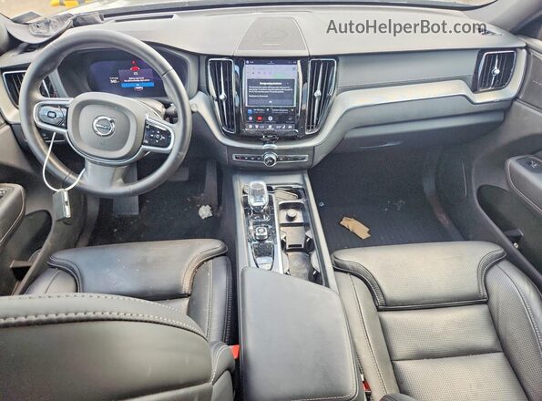 YV4M12RD5S1017757 2025 VOLVO XC60 Black წინა პანელის ხედი