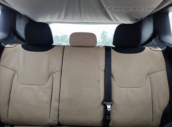 ZACCJAAW6GPC58868 2016 JEEP RENEGADE Red Vista de los asientos traseros