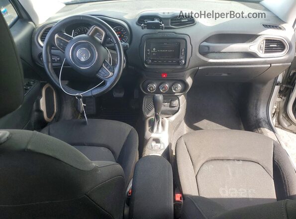 ZACCJABB3HPE58720 2017 JEEP RENEGADE Silver Widok deski rozdzielczej