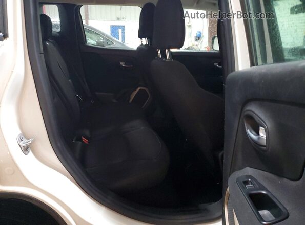 ZACCJBAB7HPF88264 2017 JEEP RENEGADE White Widok wnętrza z tyłu
