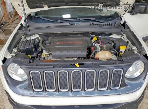 ZACCJBAB7HPF88264 2017 JEEP RENEGADE White Widok komory silnika
