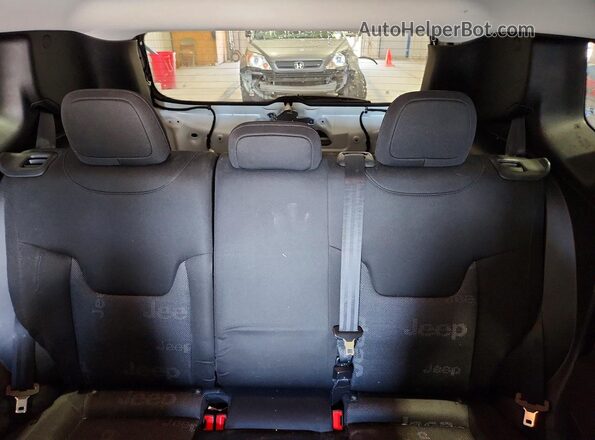 ZACCJBAT9GPD89594 2016 JEEP RENEGADE Белый Вид задних сидений