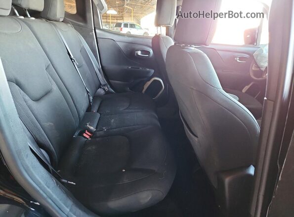 ZACCJBBB2HPF04902 2017 JEEP RENEGADE Черный Вид задней части салона