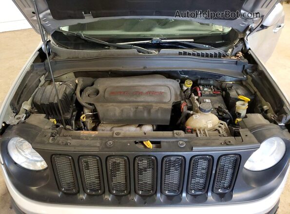 ZACCJBBB2HPF33834 2017 JEEP RENEGADE Silver უკანა სალონის ხედი