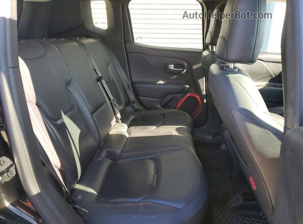 ZACCJBCB1JPG78075 2018 JEEP RENEGADE Black Widok wnętrza z tyłu