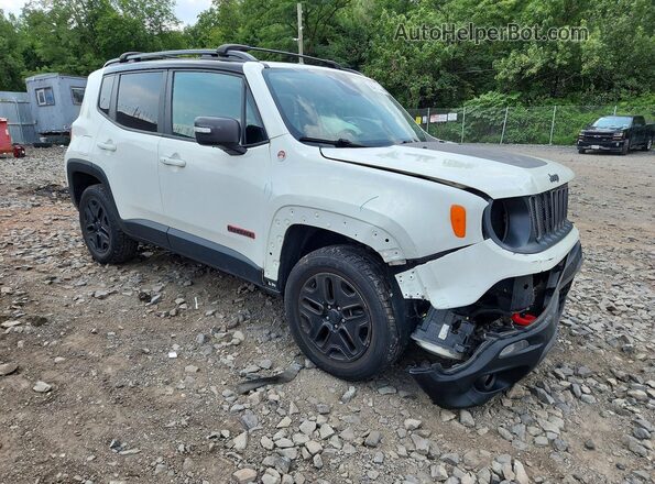 ZACCJBCB7JPH88872 2018 JEEP RENEGADE White Front right