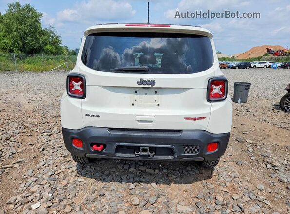 ZACCJBCB7JPH88872 2018 JEEP RENEGADE White Rear view