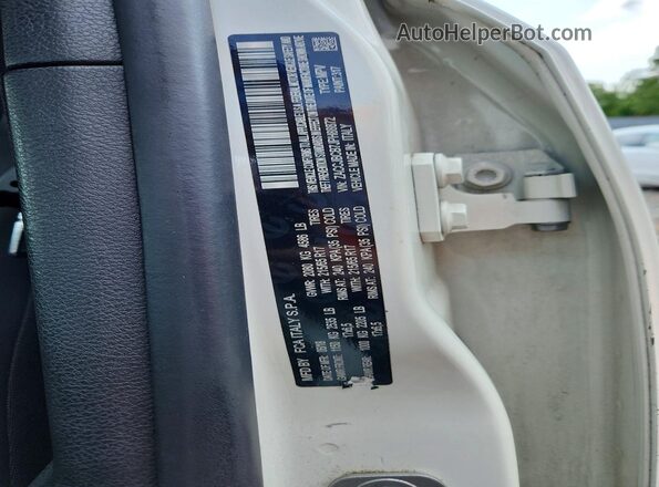 ZACCJBCB7JPH88872 2018 JEEP RENEGADE White VIN sticker view