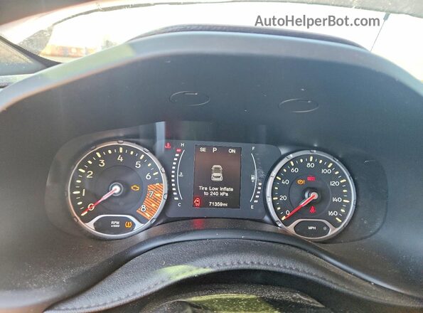 ZACNJCAB5MPM49420 2021 JEEP RENEGADE Gray Սարքավորումների վահանակի տեսք