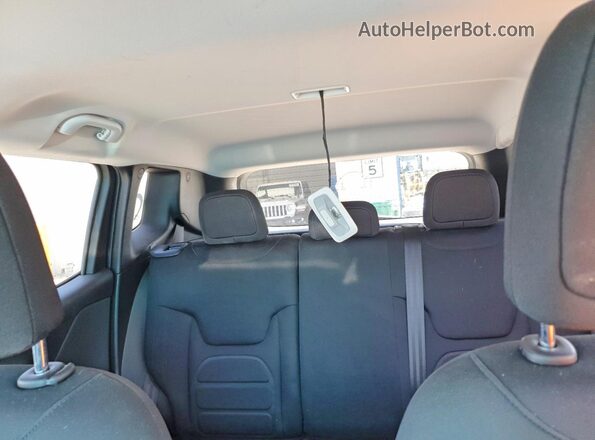 ZACNJDB18NPN53171 2022 JEEP RENEGADE Turquoise Rear seats view
