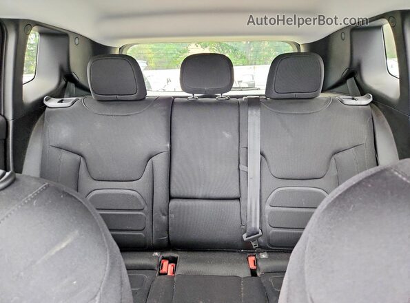 ZACNJDBB9MPM24511 2021 JEEP RENEGADE Gray Vista de los asientos traseros
