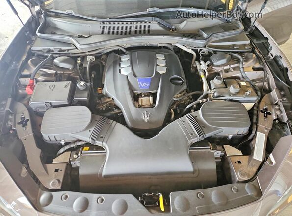 ZAM57RSLXH1236802 2017 MASERATI GHIBLI Brown Widok wnętrza z tyłu