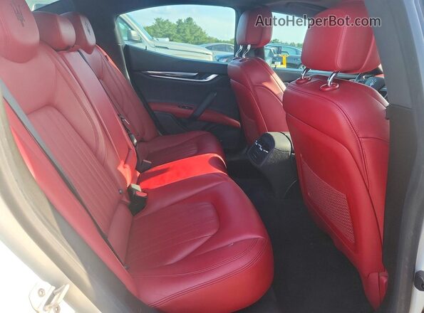 ZAM57YTL9J1280403 2018 MASERATI GHIBLI Белый Вид задних сидений