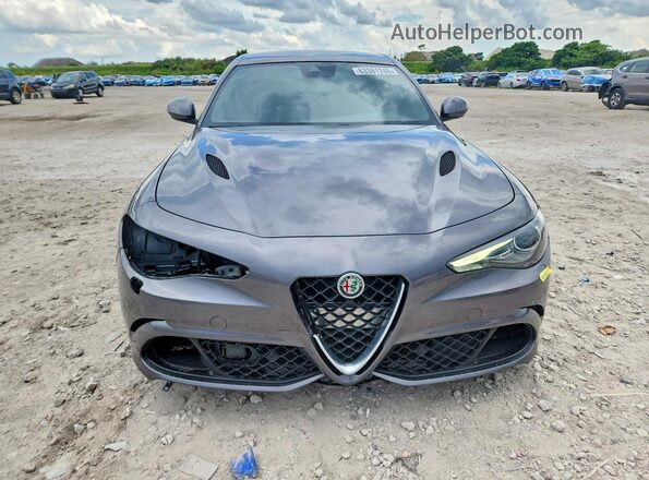 ZARFAEAV2H7519199 2017 ALFA ROMEO GIULIA Серый Вид спереди