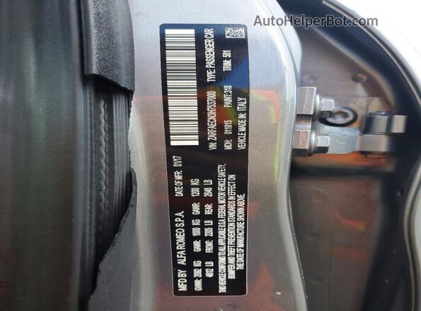 ZARFAECN3H7537000 2017 ALFA ROMEO GIULIA Серебряный Вид подкапотного пространства