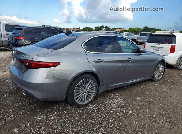 ZARFAECN3H7537000 2017 ALFA ROMEO GIULIA Серебряный Задняя правая четверть