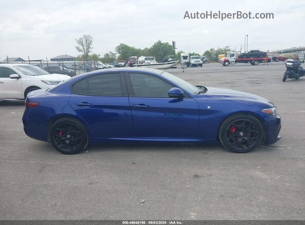 ZARFAMBN3N7662182 2022 ALFA ROMEO GIULIA Blue Vista interior de 360 grados