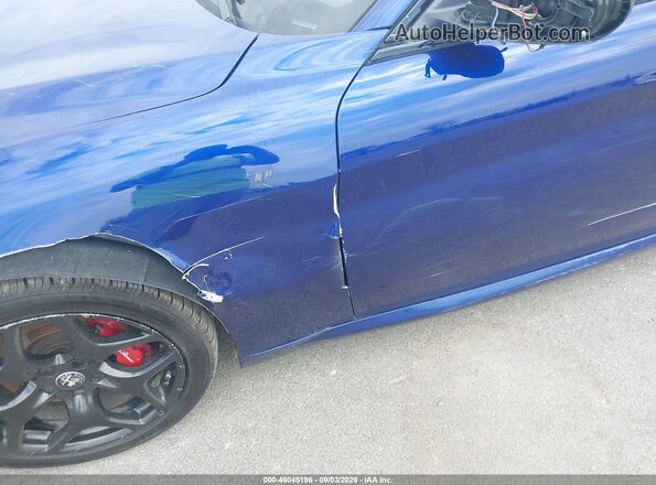 ZARFAMBN3N7662182 2022 ALFA ROMEO GIULIA Blue Vista del cuadro de instrumentos