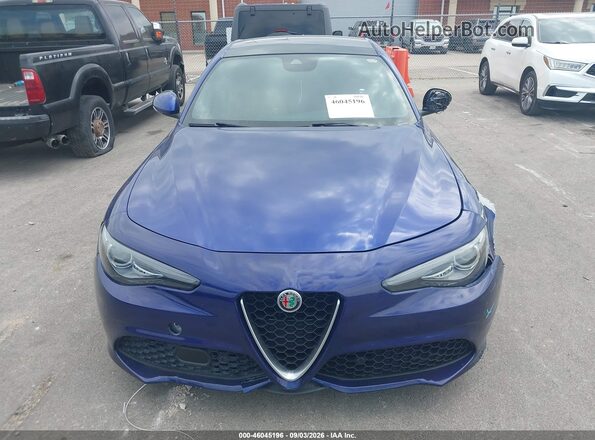 ZARFAMBN3N7662182 2022 ALFA ROMEO GIULIA Blue Vista interior trasera