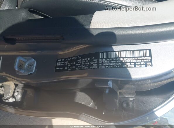 ZASFAKBNXJ7B67610 2018 ALFA ROMEO STELVIO Champagne Вид подкапотного пространства