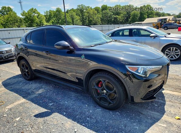 ZASFAKNN5J7C19933 2018 ALFA ROMEO STELVIO Black Front right