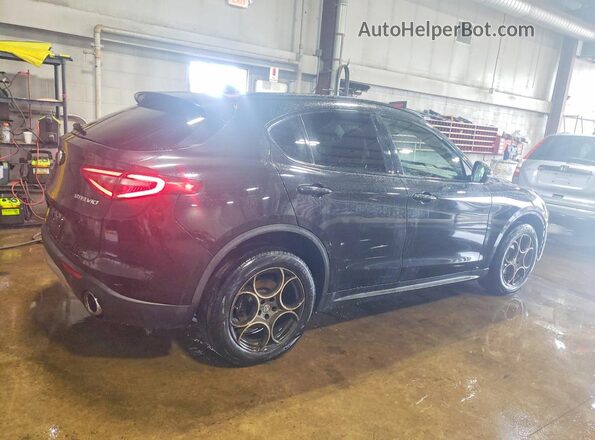 ZASFAKPN9J7B61581 2018 ALFA ROMEO STELVIO Black Задня права чверть