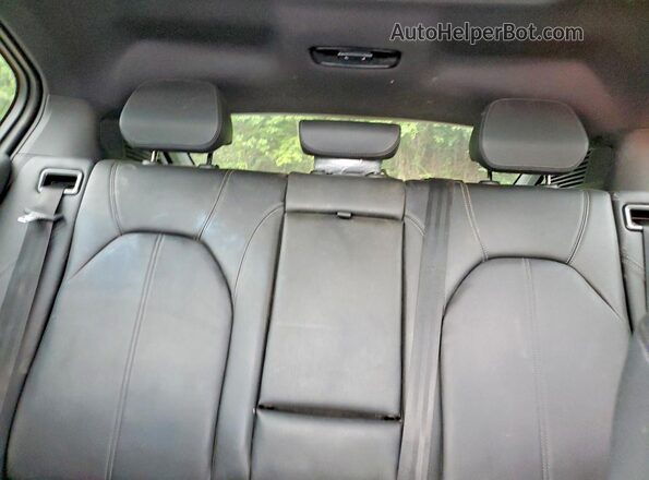ZASPAKAN0P7D64154 2023 ALFA ROMEO STELVIO White Vista de los asientos traseros