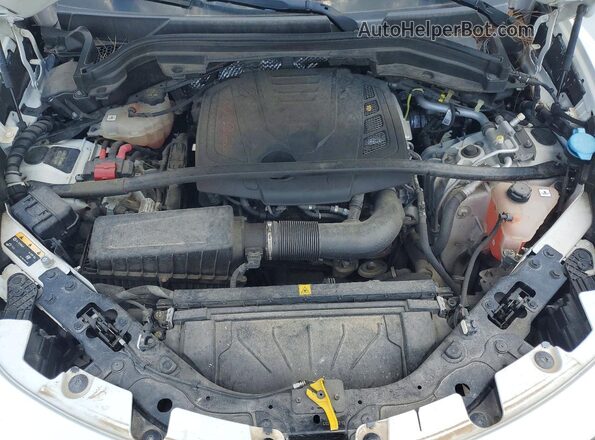 ZASPAKBN8K7C70241 2019 ALFA ROMEO STELVIO White Vista del compartimento del motor