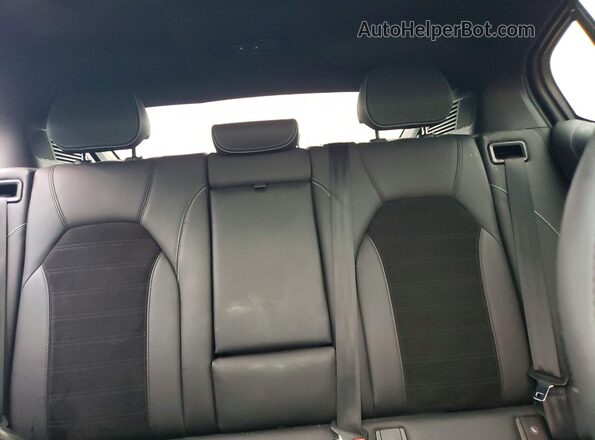 ZASPAKEV3R7D79938 2024 ALFA ROMEO STELVIO Green Вид задніх сидінь