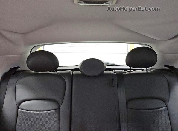 ZFBCFXDTXGP349079 2016 FIAT 500X Cream Vista de los asientos traseros