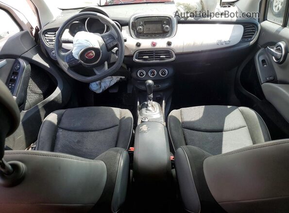 ZFBCFYBT4GP443077 2016 FIAT 500X Cream Vista del salpicadero