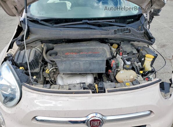 ZFBCFYBT4GP443077 2016 FIAT 500X Cream Vista interior trasera