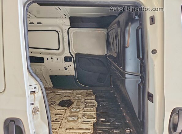 ZFBHRFAB9M6U07221 2021 RAM PROMASTER White Rear interior view