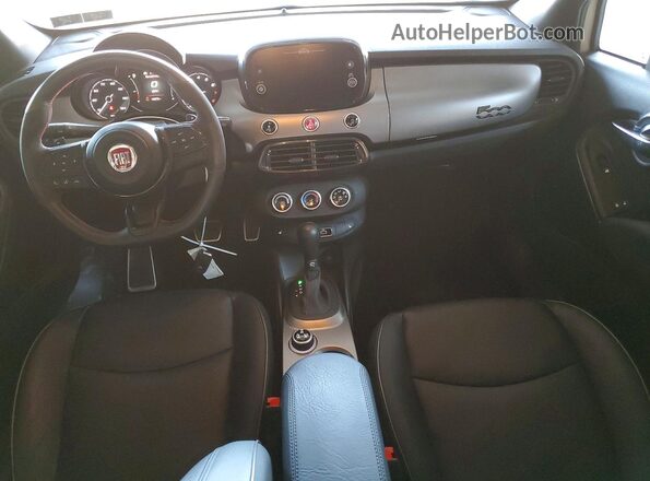 ZFBNF3C12NP972890 2022 FIAT 500X White Vista del salpicadero