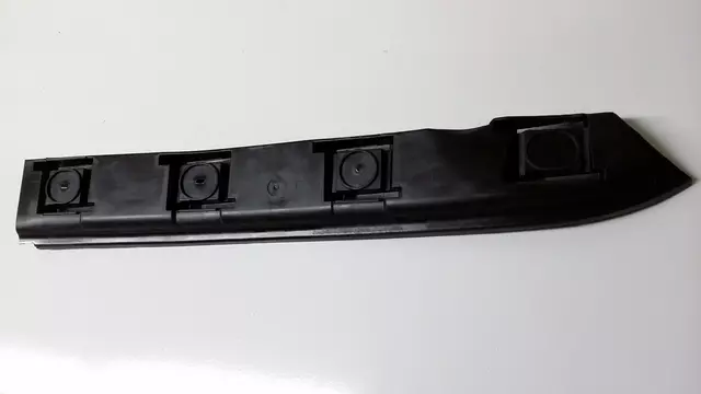 Bumper Guide 1K5-807-394 - View 4