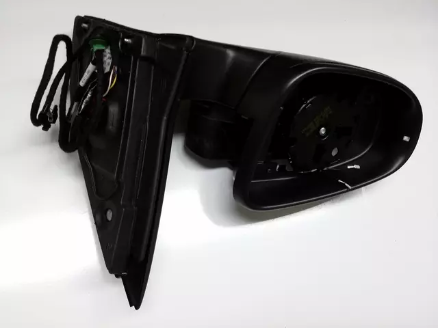 Housing Assembly 5K0-857-507-AD-9B9 - View 9