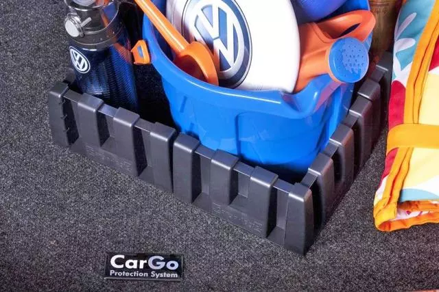 Heavy Duty Trunk Liner With Cargo Blocks 5C6-061-166-C-469