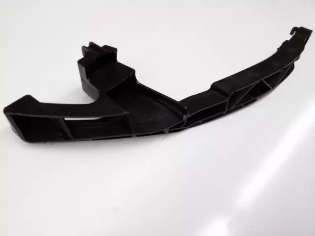 Upper Retainer 1K0-807-889-B - View 21