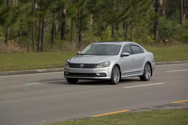 Side Window Deflector Kit NPN072004 - View 3