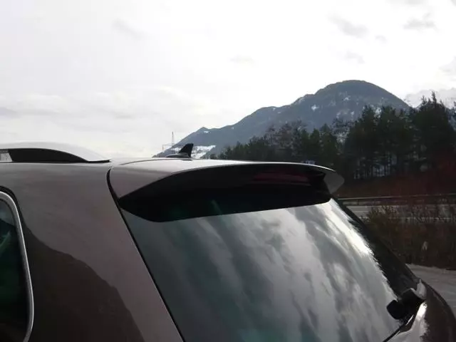 Hatch Top Spoiler 7p0071641gru - View 2